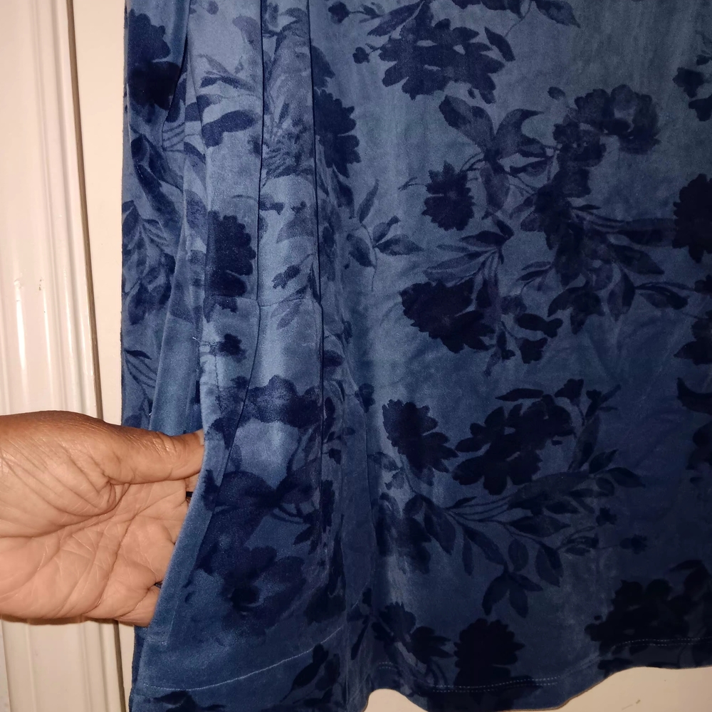Denim&Co Blue Floral Tunic Top - Picture 3 of 5